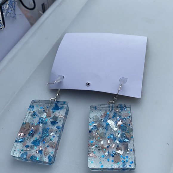 Handmade earrings - Picture 2 of 2